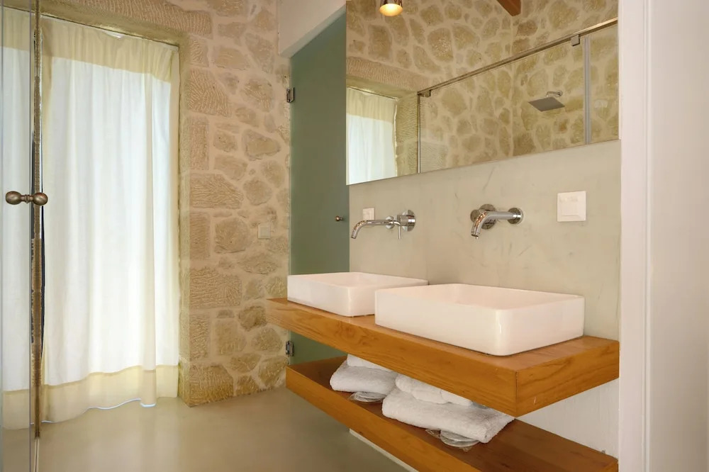 Mega Lithari Corfu Luxury Villas