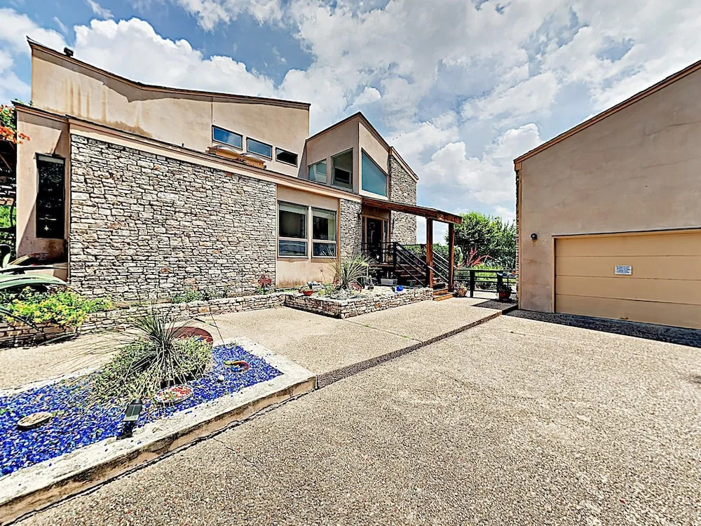 Perfect Summer Spot Beautiful Zilker Home with Great Views by RedAwnin