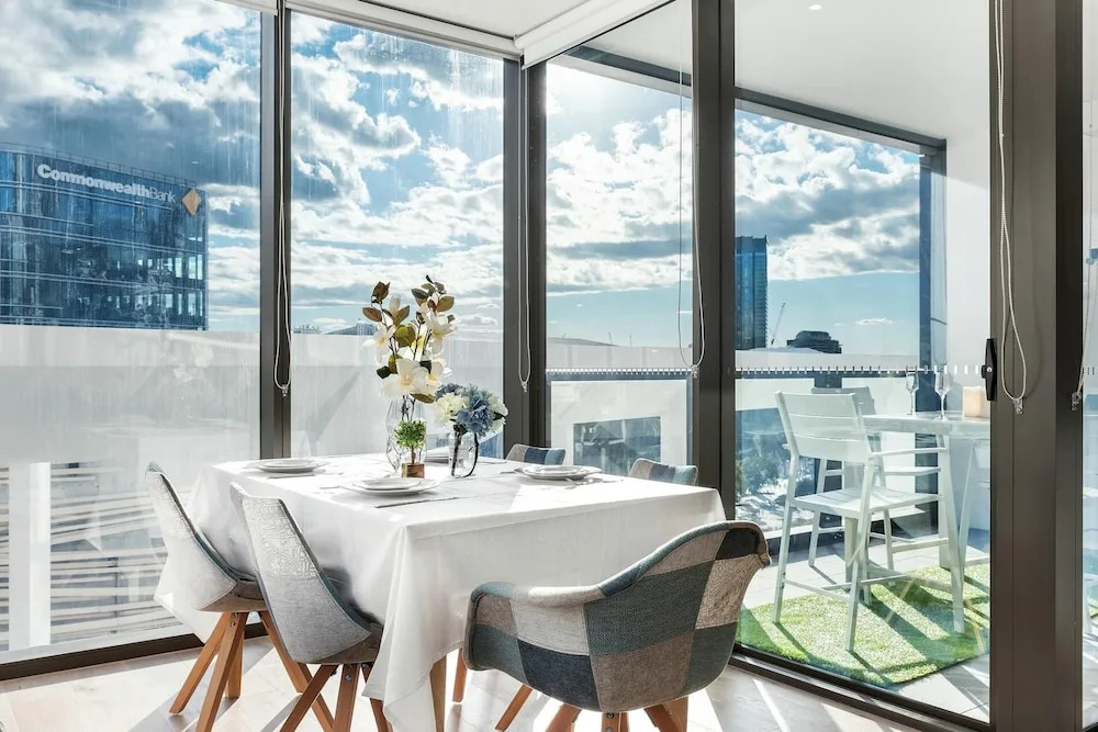 I02-china Town Luxury Service Apartment
