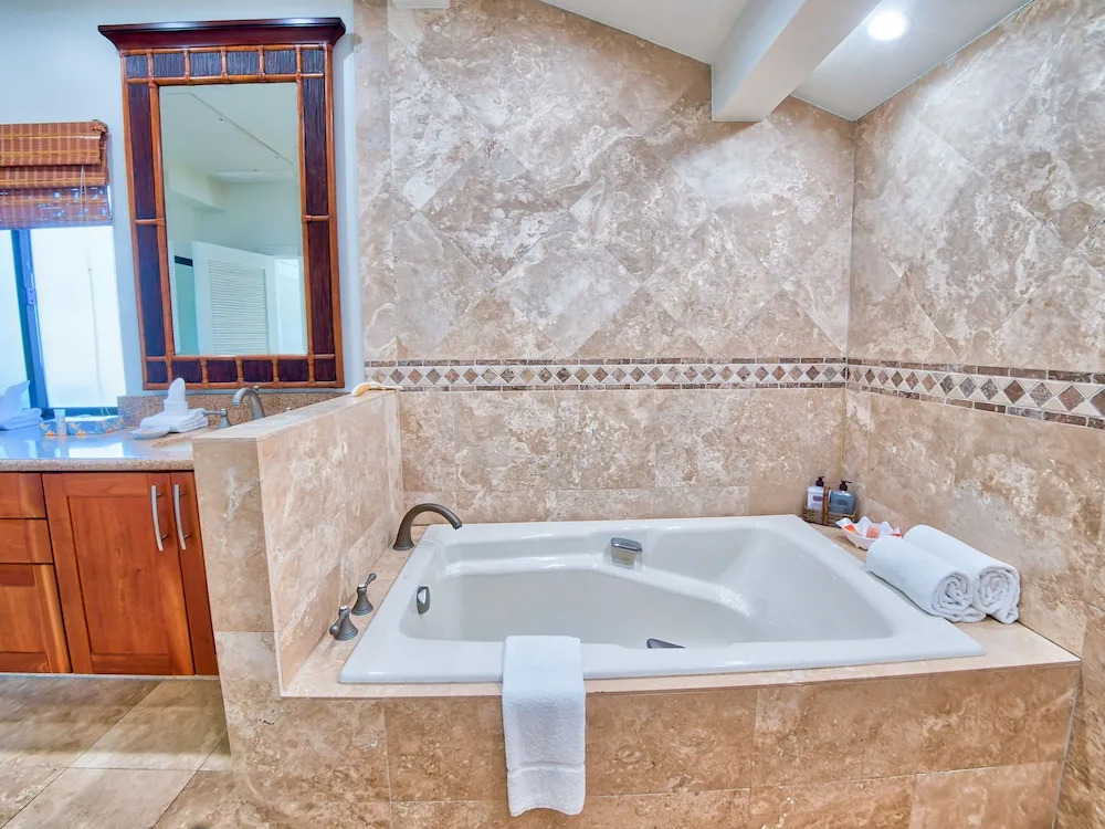 Kapalua Bay Villa 12b3 Gold Ocean View
