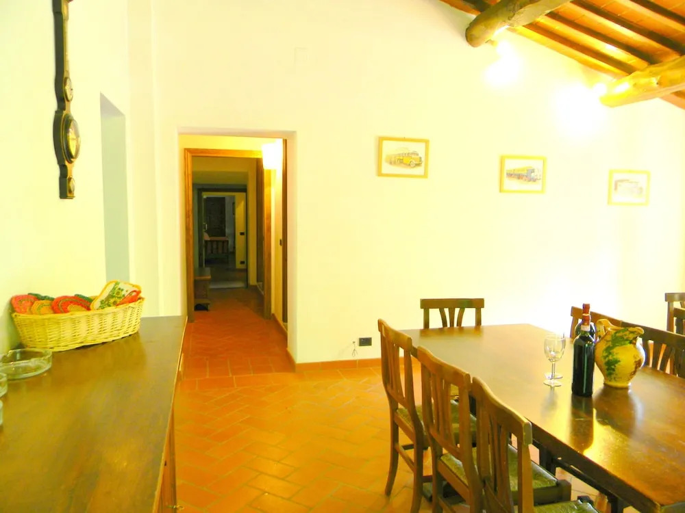 Agriturismo Avanella Appartamenti a 150 mt dalla piscina 150 mt from swimming pool