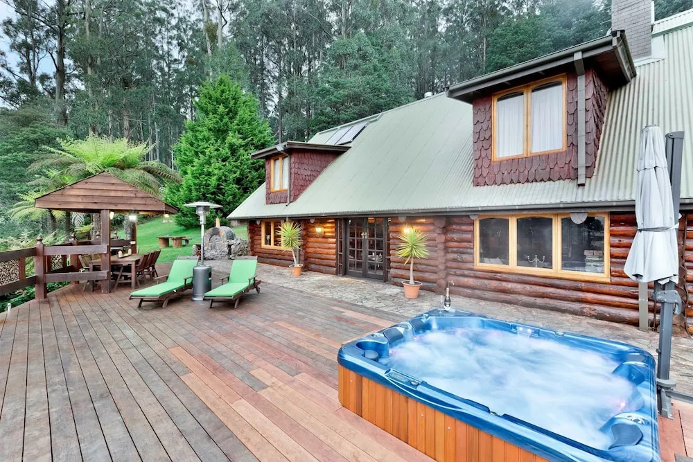 Eagles Nest Luxury Mountain Retreat