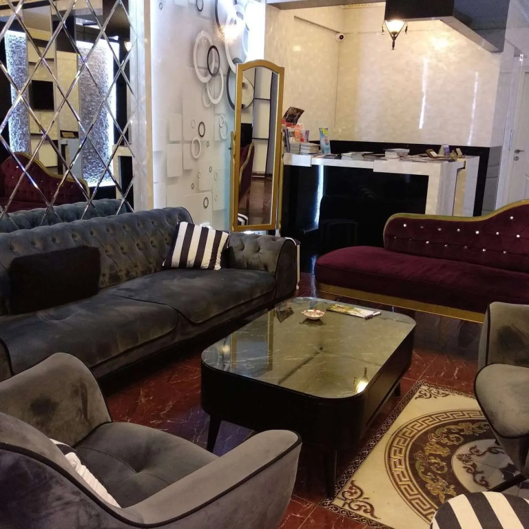 Ast Hotel