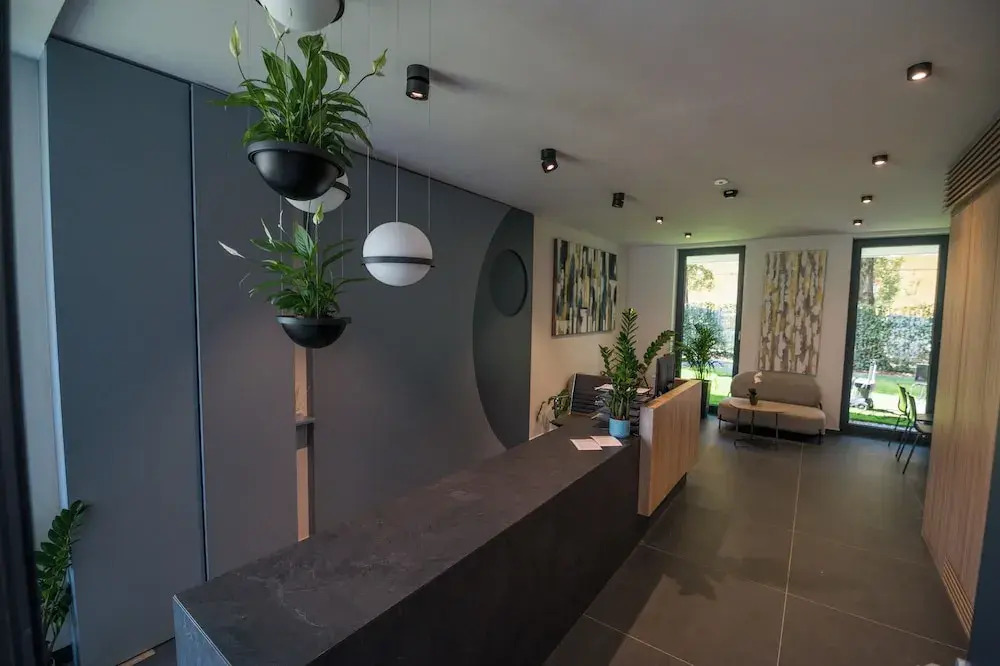 BJ81 Suite Hotel
