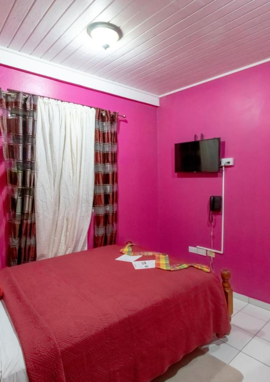 La Flamboyant Hotel