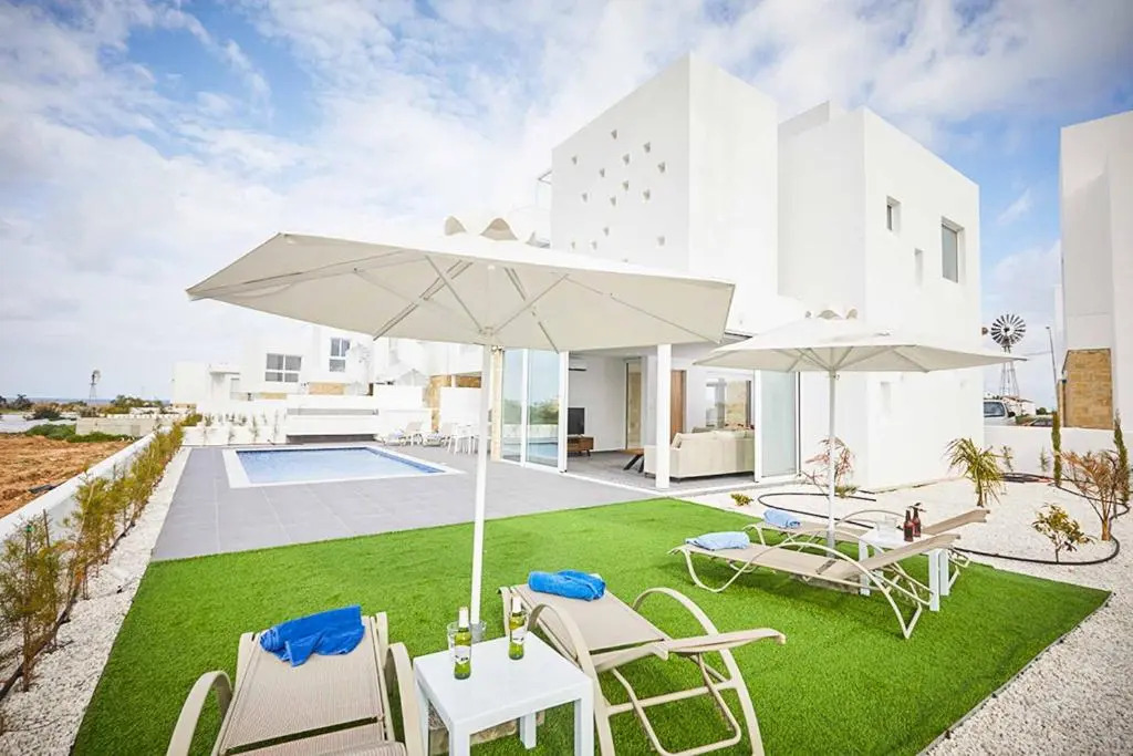Villa Blue 15