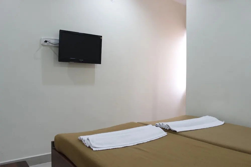Hotel Neem Tree Hyderabad Airport