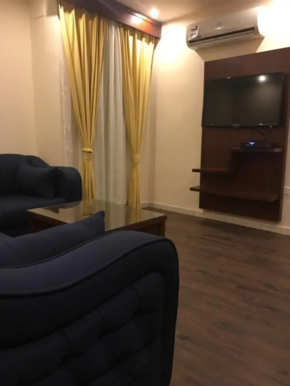 Ayoon Al-Mamlakah Hotel Suites