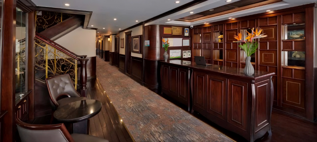 Paradise Elegance Cruise Halong