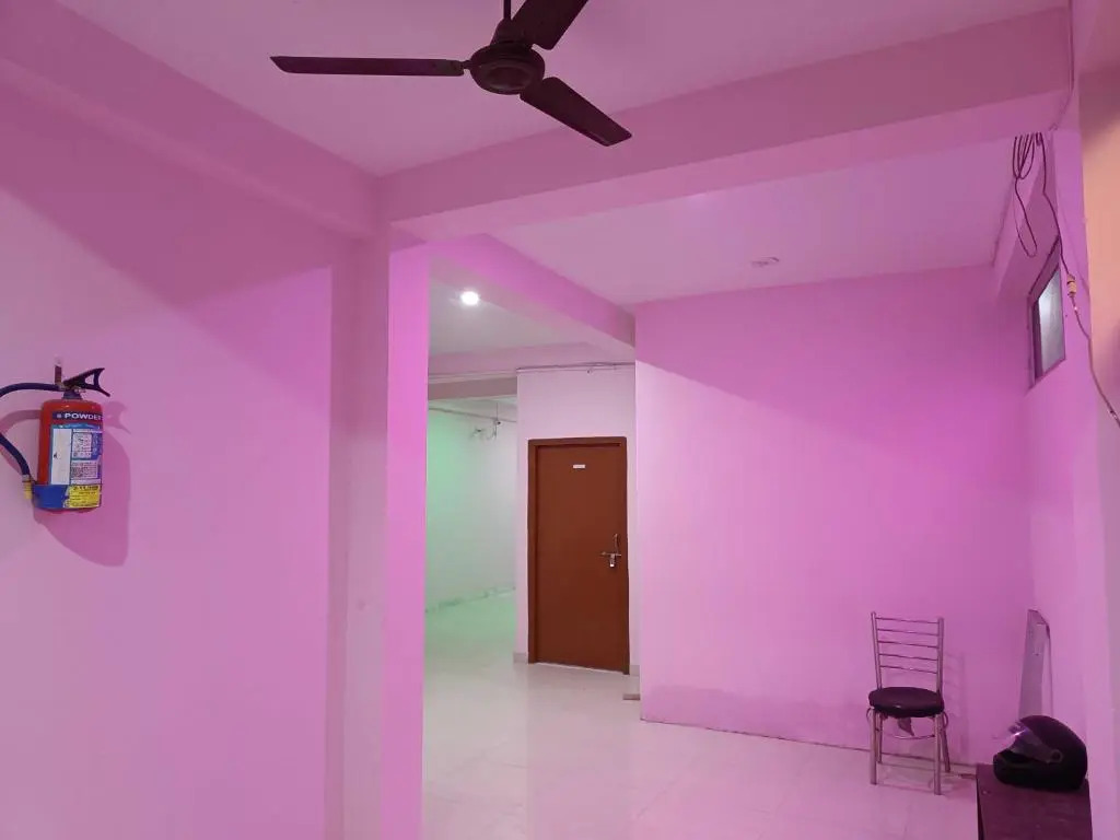 OYO 92487 Pandey Ji Guesthouse
