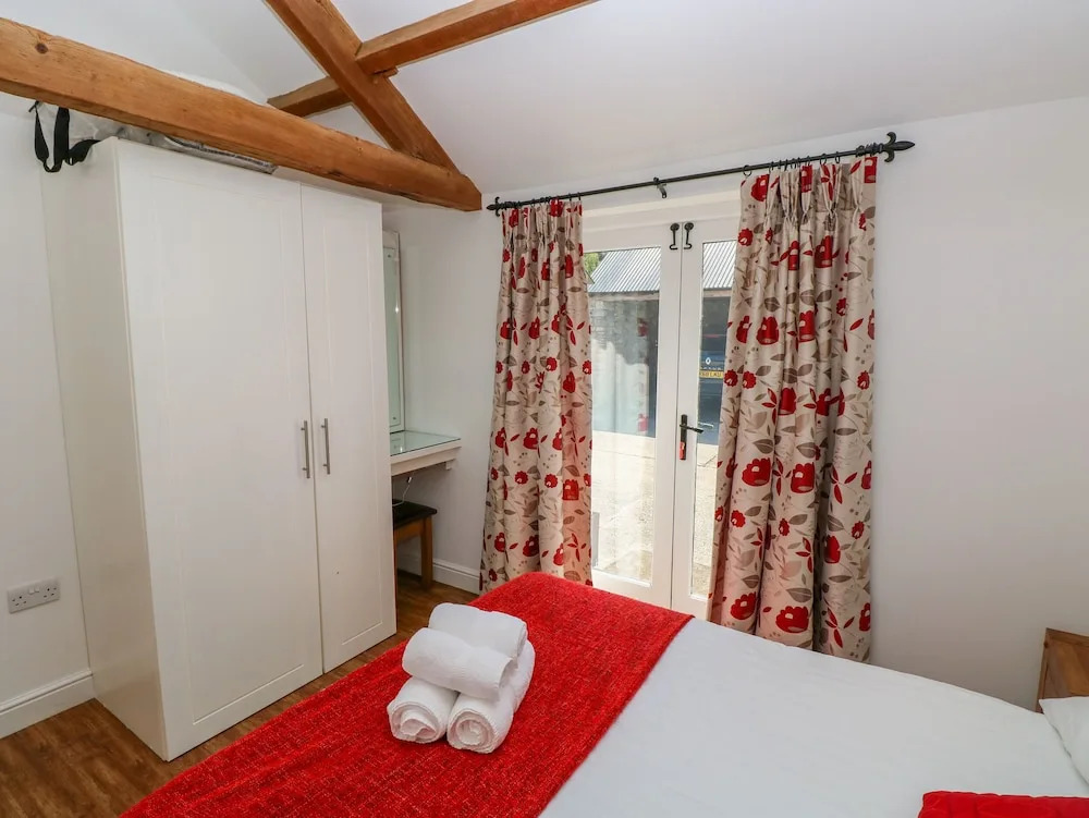 Poppy Cottage