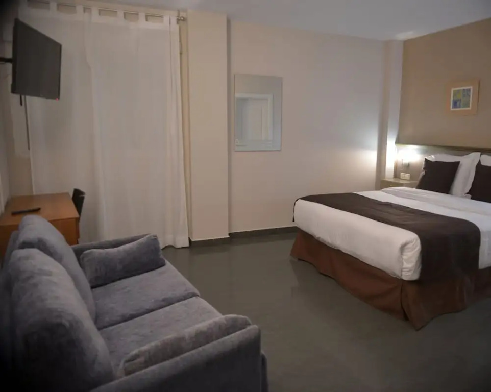 UP Hotel Velilla
