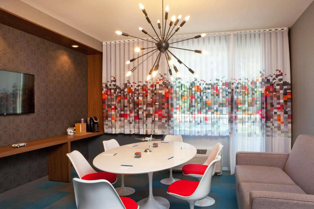 Aloft by Marriott Raleigh