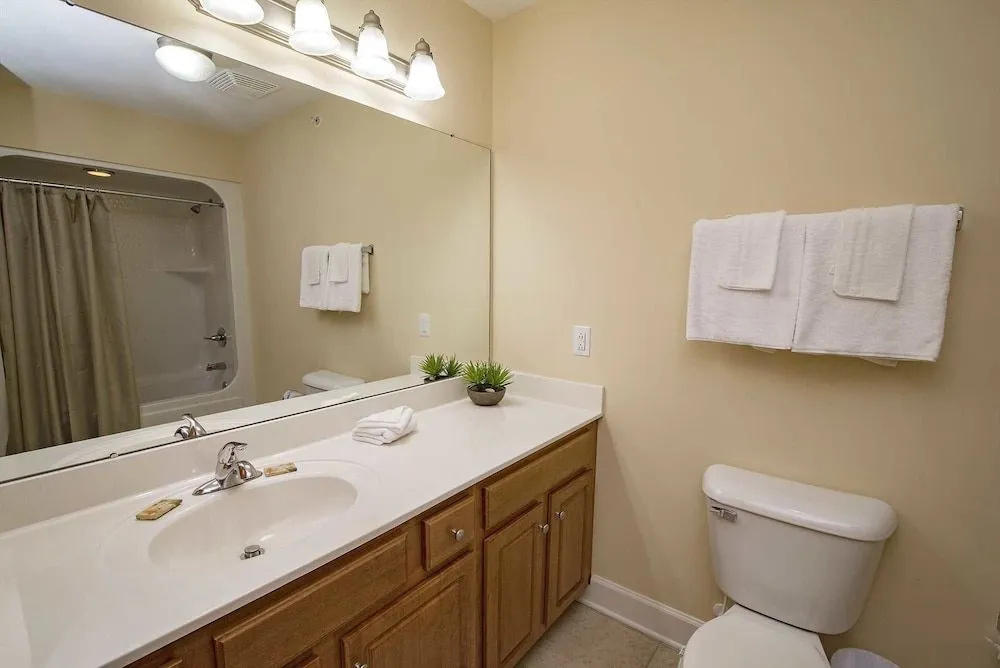 Phoenix West II 2807 3 Bedrooms 4 Bathrooms Condo