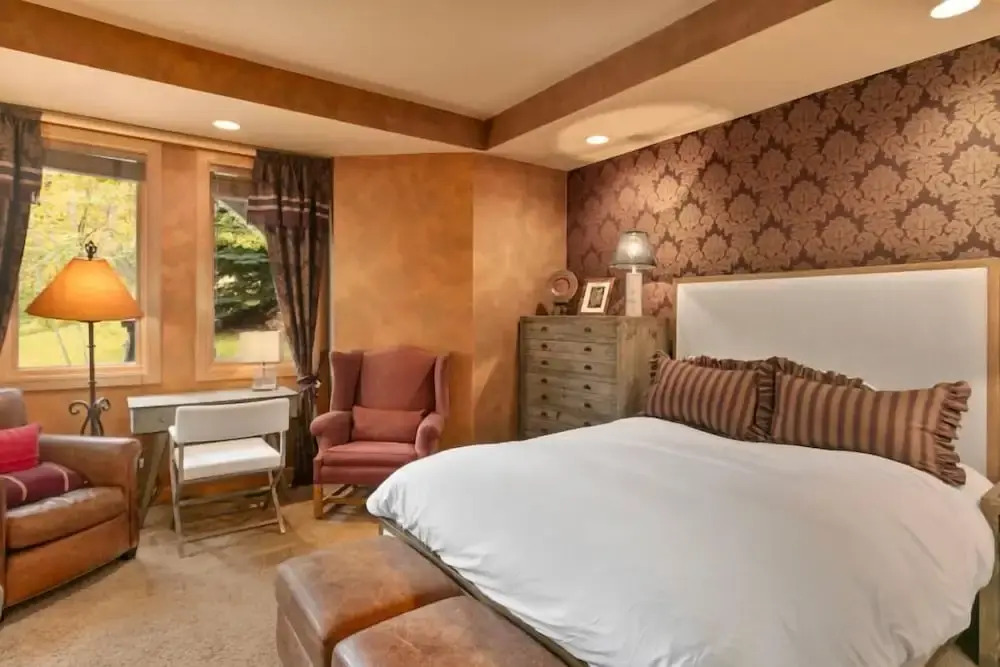 Trail's End Lodge - 4 Bedroom Condo Residence w/ Spa #13 by Deer Valley Resort