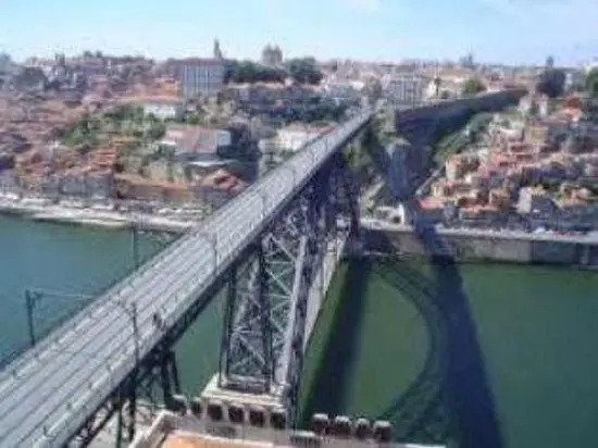 Oporto Maison Entreparedes