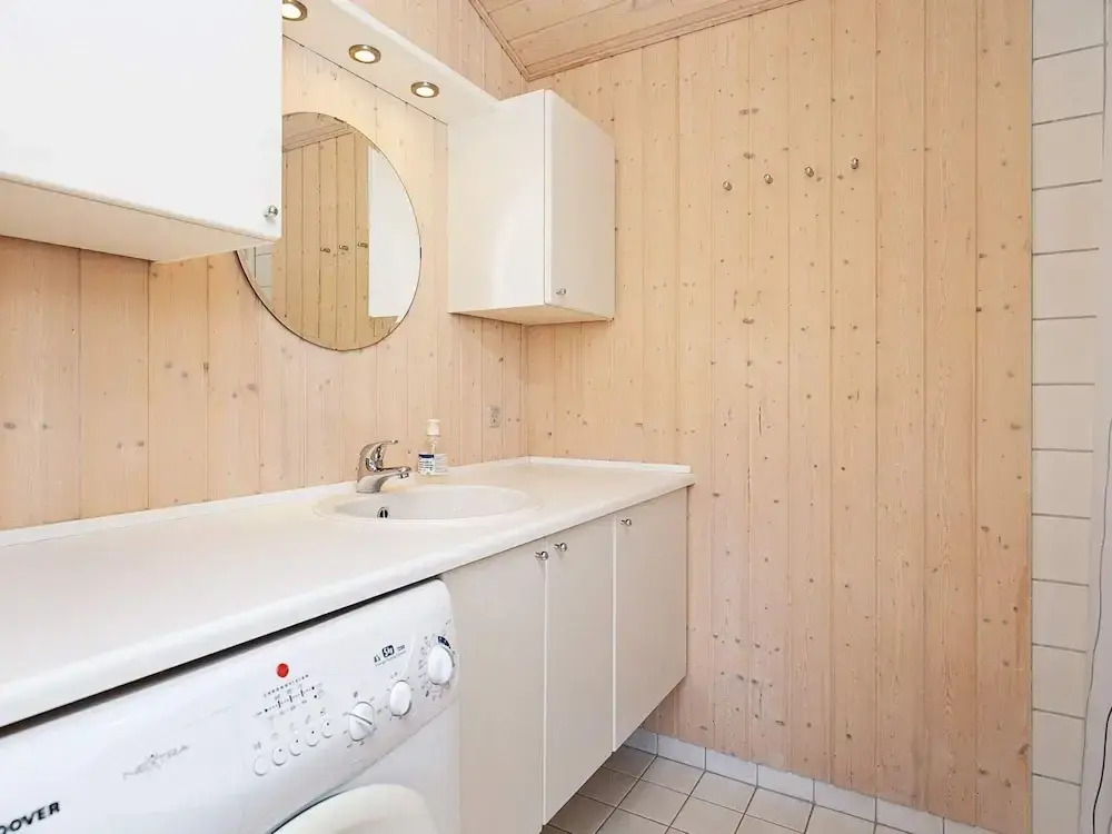 6 person holiday home in Tranekær