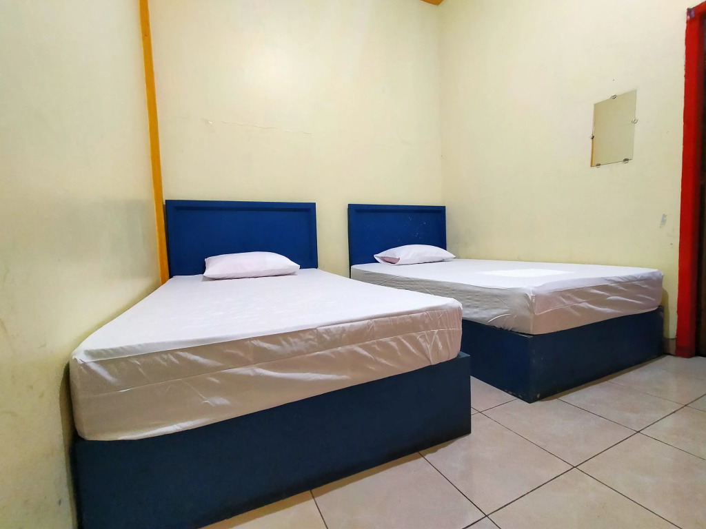 Hotel Hing Amimah near Bau Bau Port RedPartner