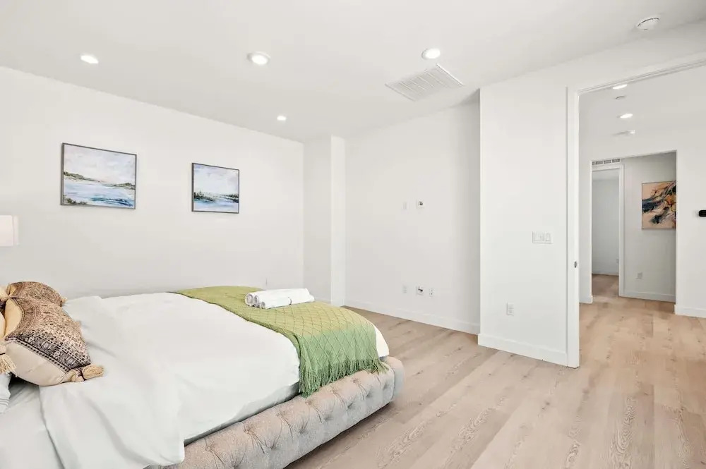 Stylish 3BR Oasis in Palm Desert Near El Paseo Zoo