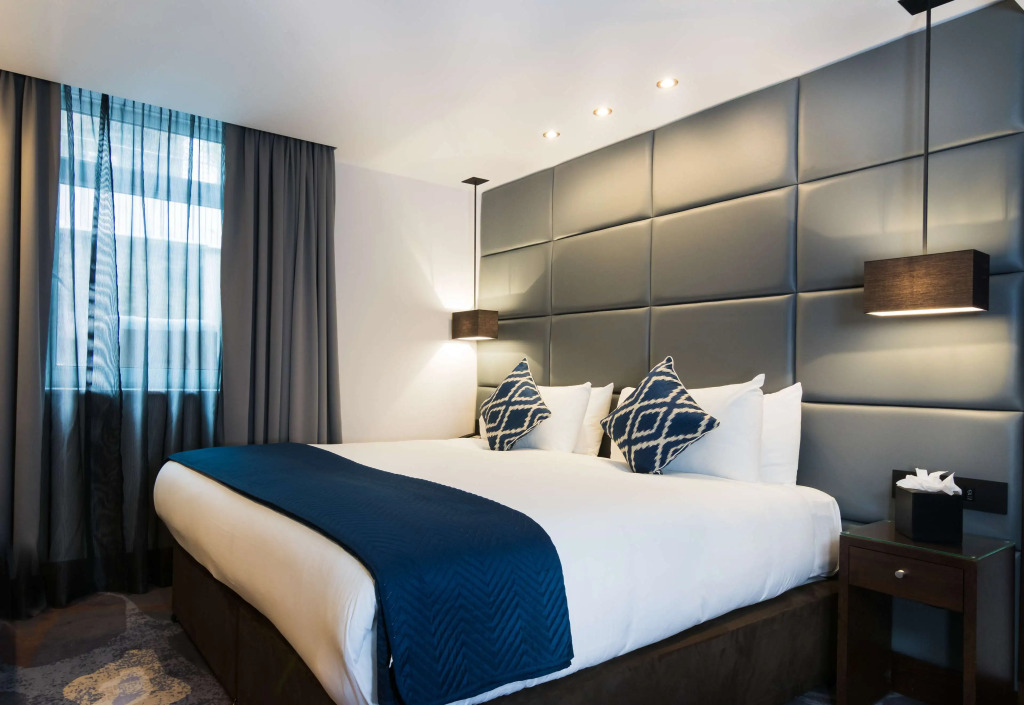 Montcalm Chilworth Townhouse