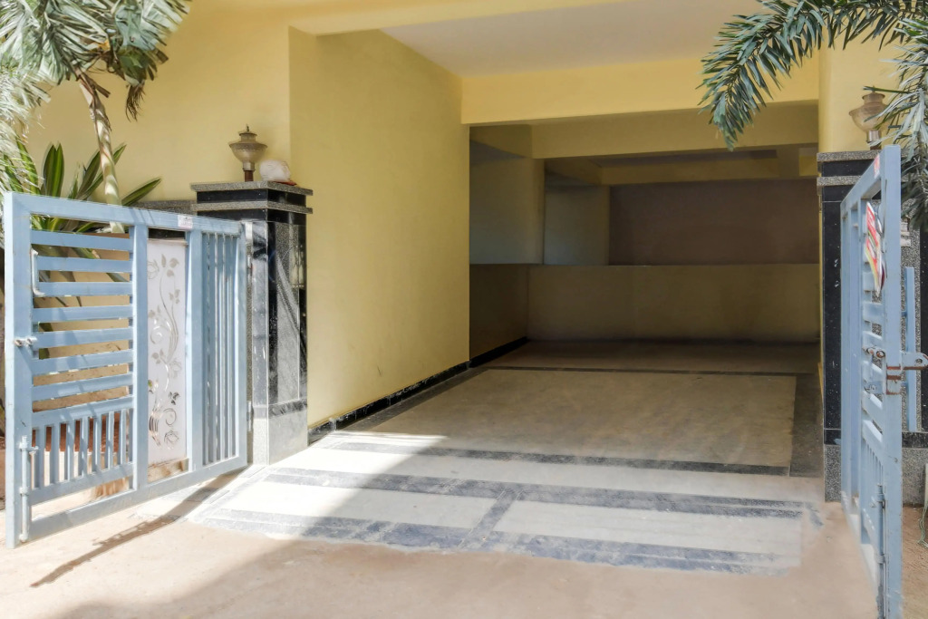 Super Townhouse Hitech City Madhapur