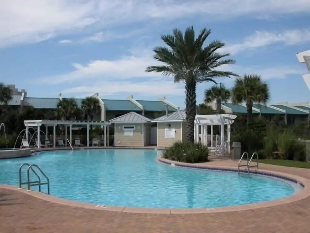 Sunny Days by Southern Vacation Rentals