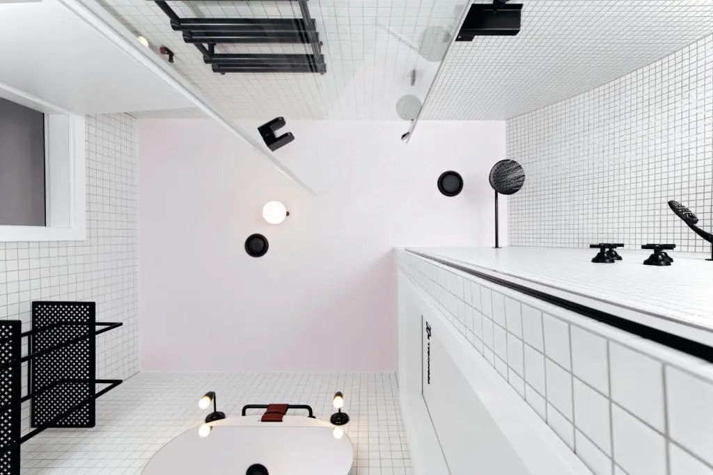 Long Story Short Hostel & Café
