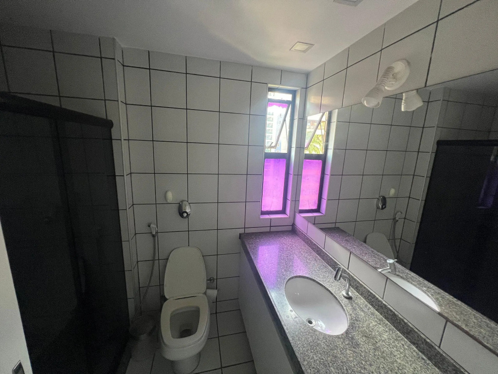Apê família 3 quartos 200m da feirinha beira mar