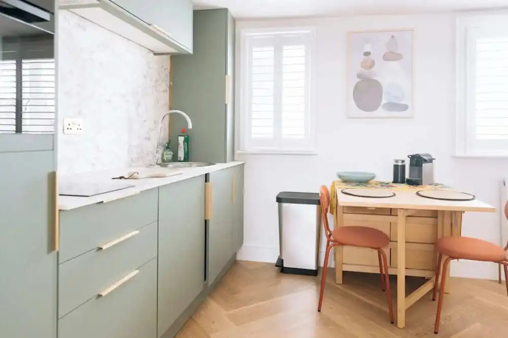 Sleek 1BD Flat 5 Mins From City Centre - Brighton