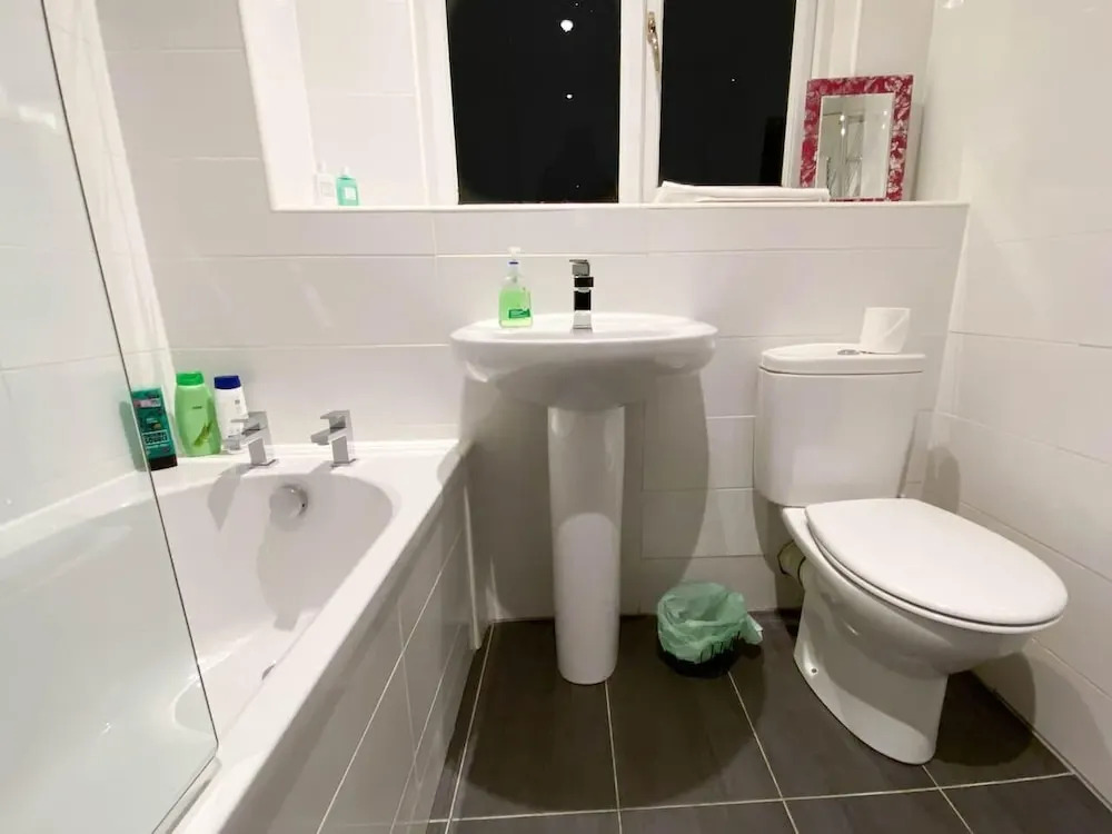 Peaceful City Living- 2 Bedroom House in Haymarket