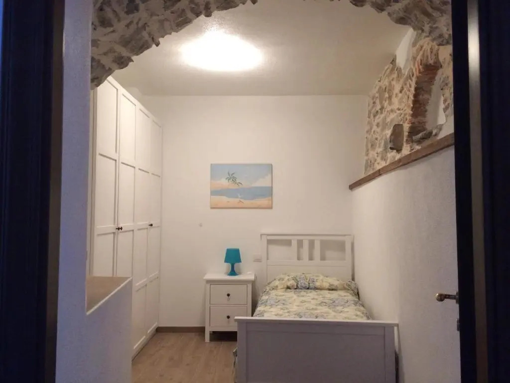 LevantoTwo bedrooms Flat with terrace