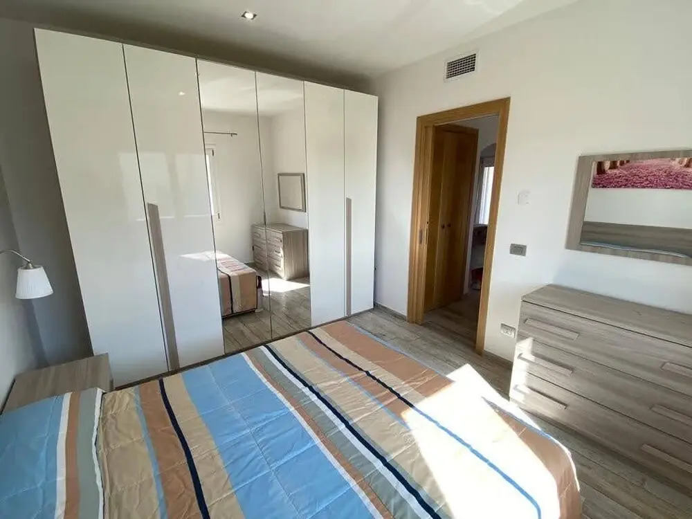 R House II