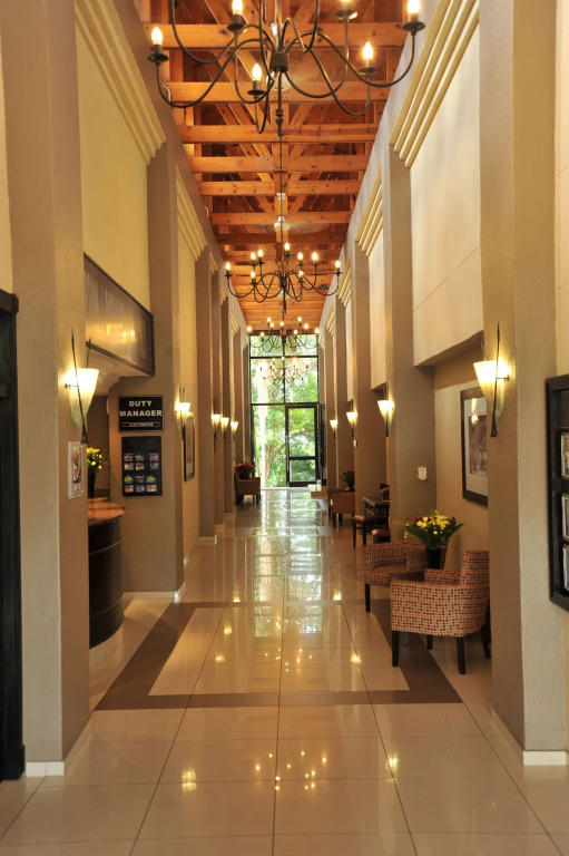 Safari Hotel & Convention Centre