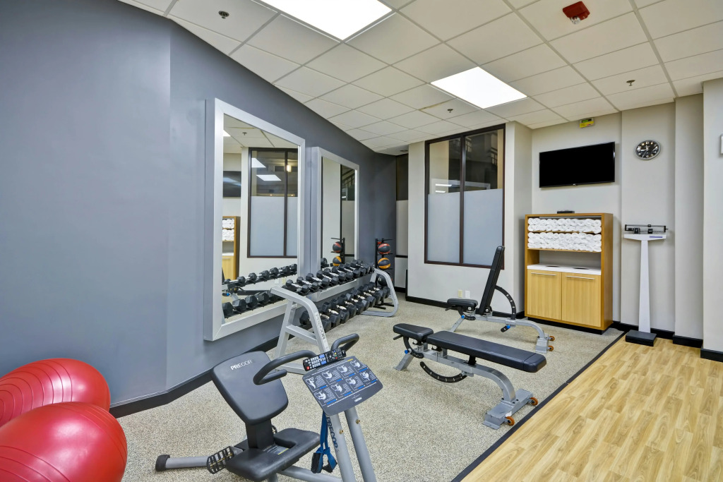 Отель Embassy Suites by Hilton Charlotte