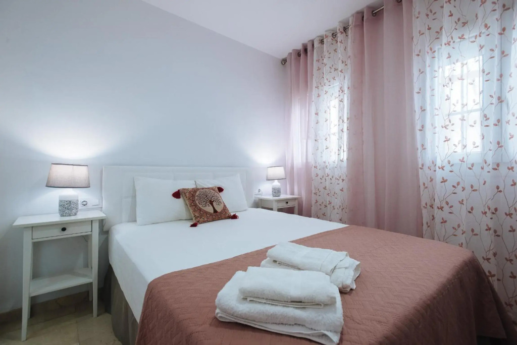 SBH1 Beautiful 1 bedroom apartment in city center