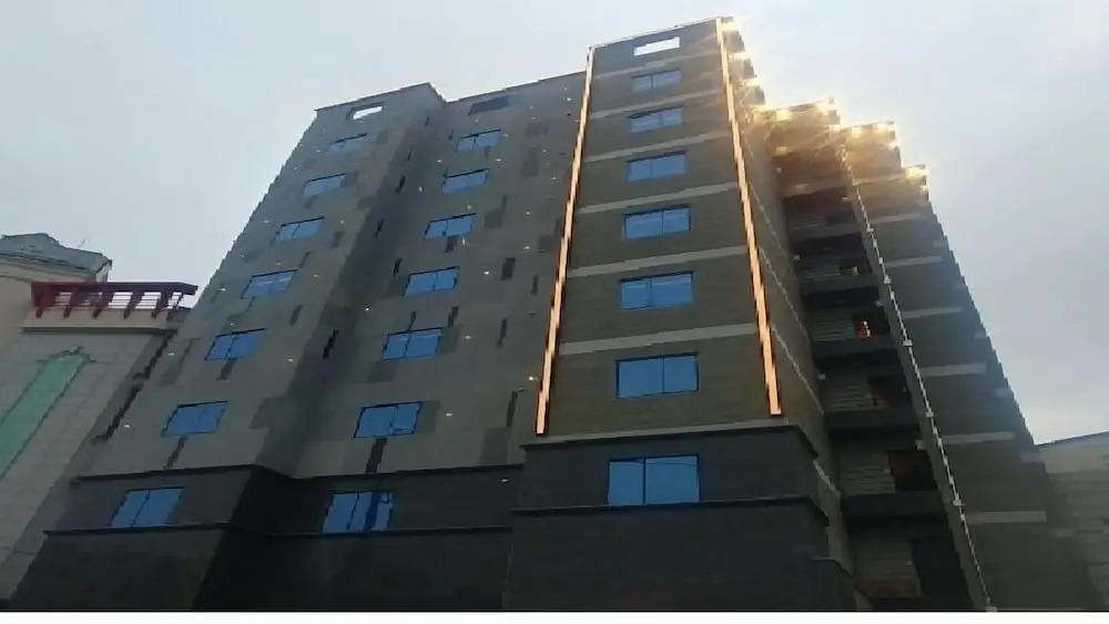 Central Hotel