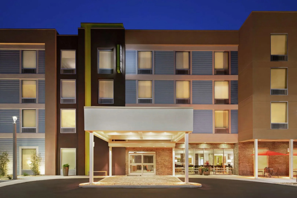 Home2 Suites By Hilton Fernandina Beach on Amelia Island, FL