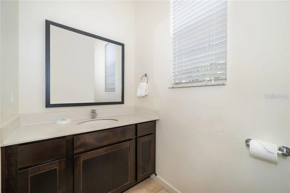 Charming 3 Bd w/ SPA close to Disney @ Regal Oaks 2649