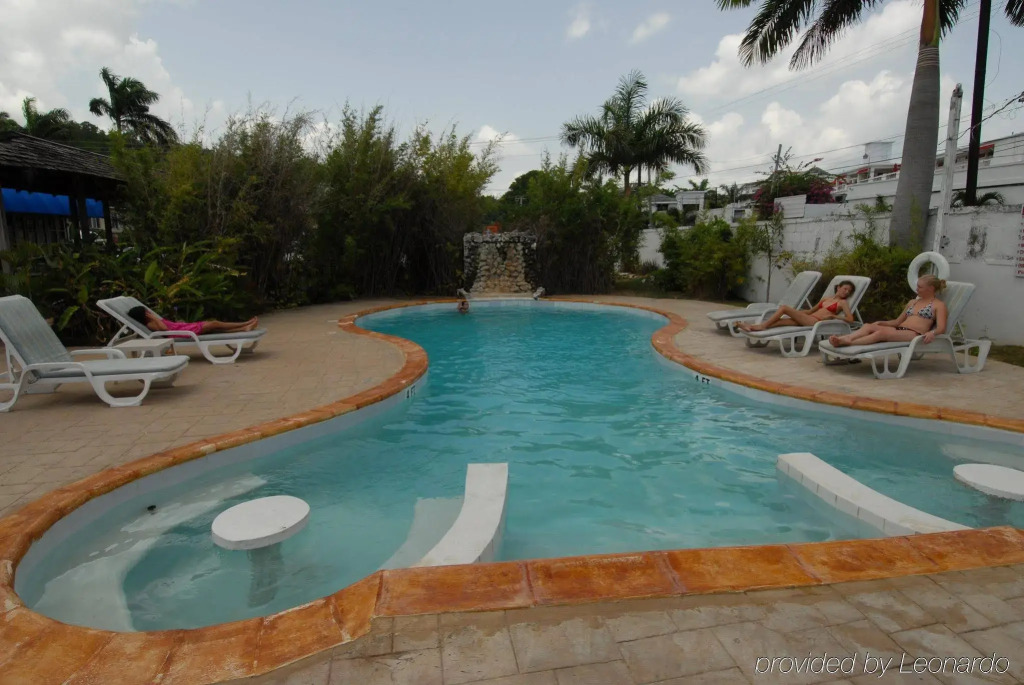 Tobys Resort