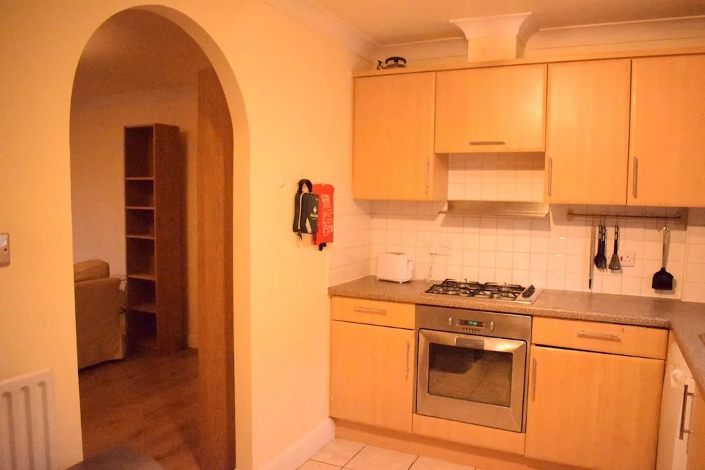 Spacious 2 Bedroom Flat in Bethnal Green