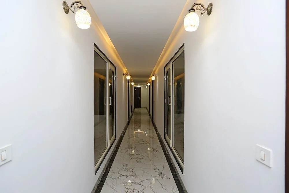 OYO 14384 Luxury residency