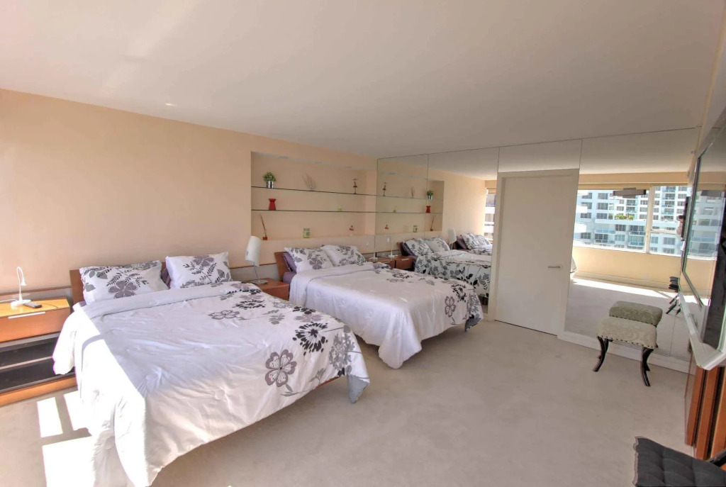 Deluxe Apartments by South Florida Vacations