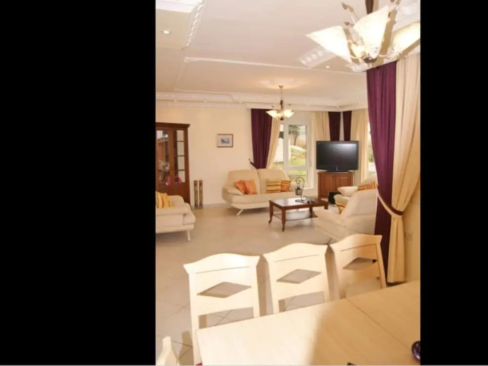 Villa with Majestic Views 1030