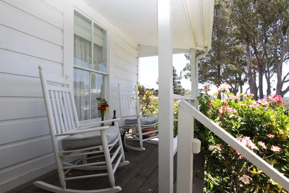 Seagull Inn Bed & Breakfast
