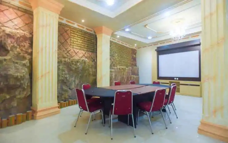 Chrysant Hotel and Resort