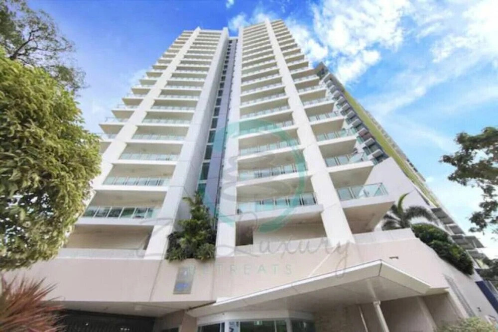 ZEN CROWN TOWERS - 3Bedroom Luxury Pad
