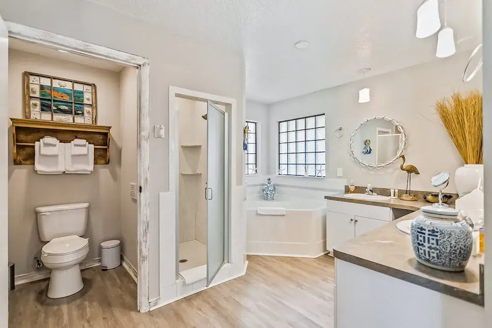 Dog-friendly Home With High-speed Wifi, Washer/dryer, Central AC, & Adult Bikes