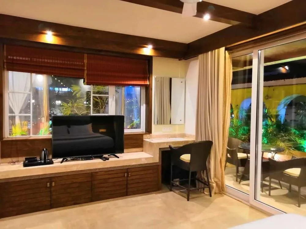 Shivers Oasis Luxury Boutique Resort