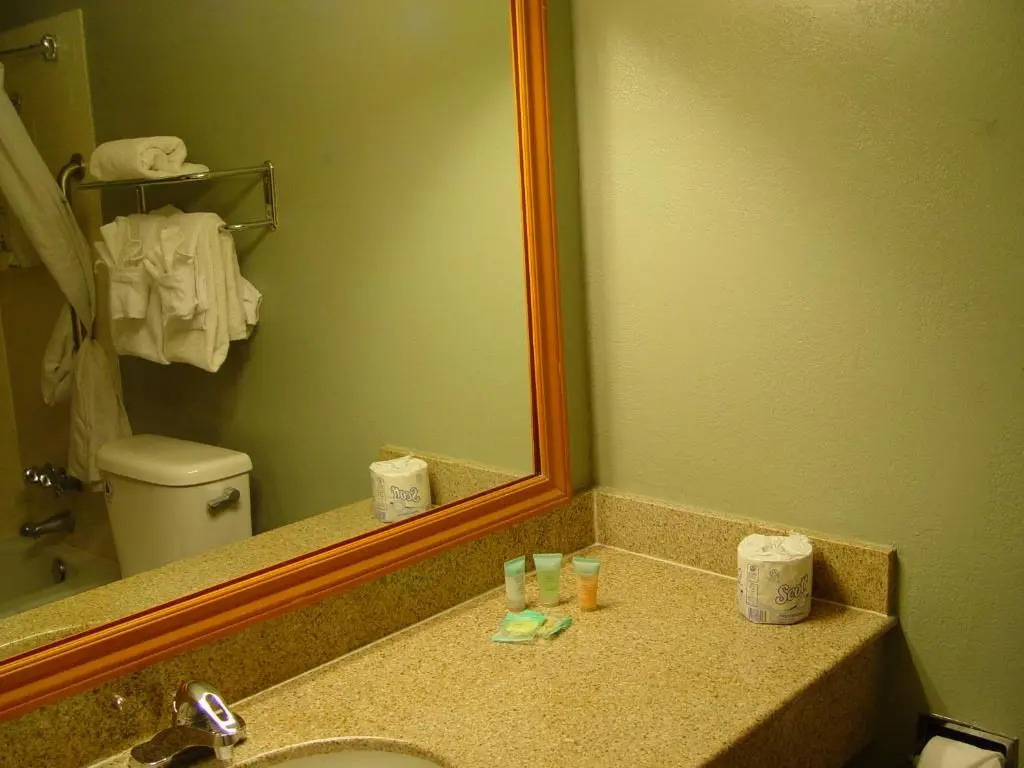 SureStay Plus Hotel by Best Western Bakersfield North