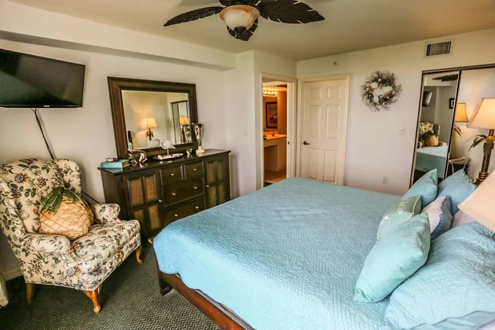 Lovers Key Resort 1108